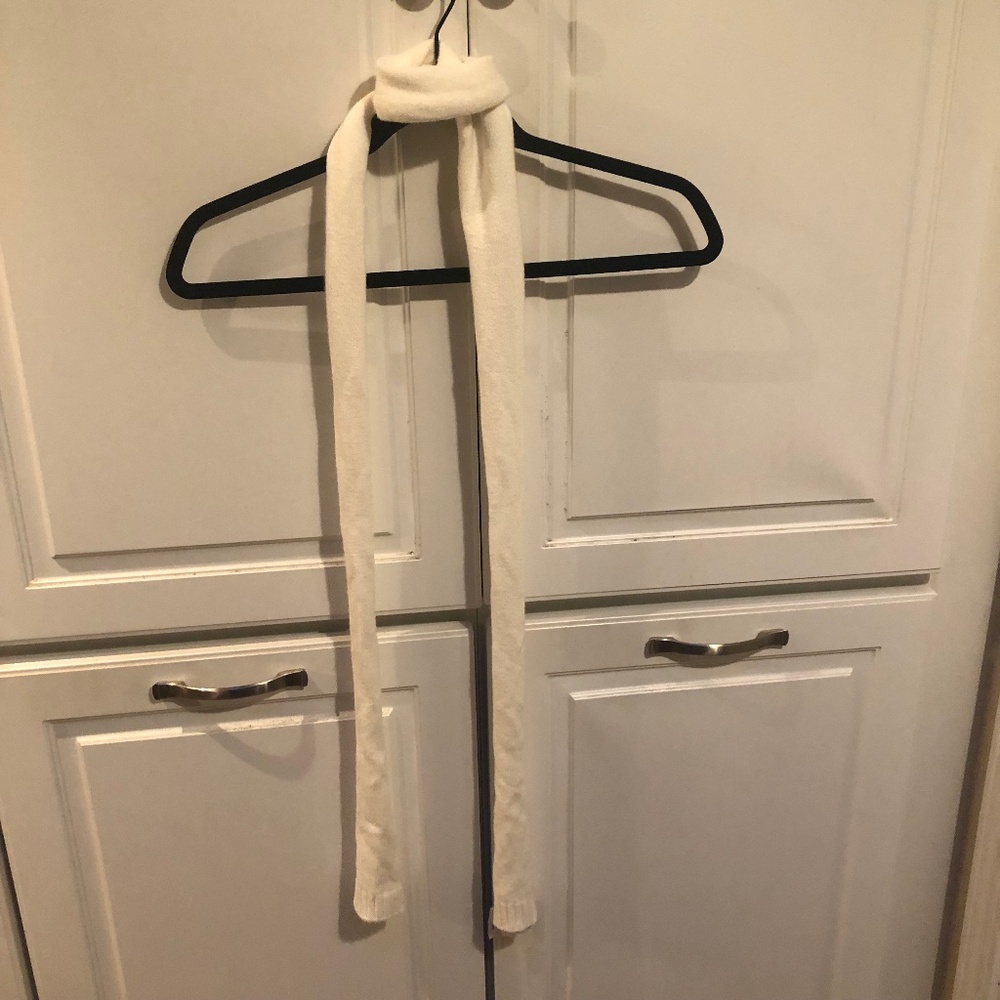 NWT Gap CashSoft Skinny Scarf